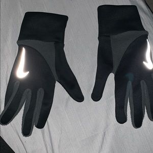 Nike gloves